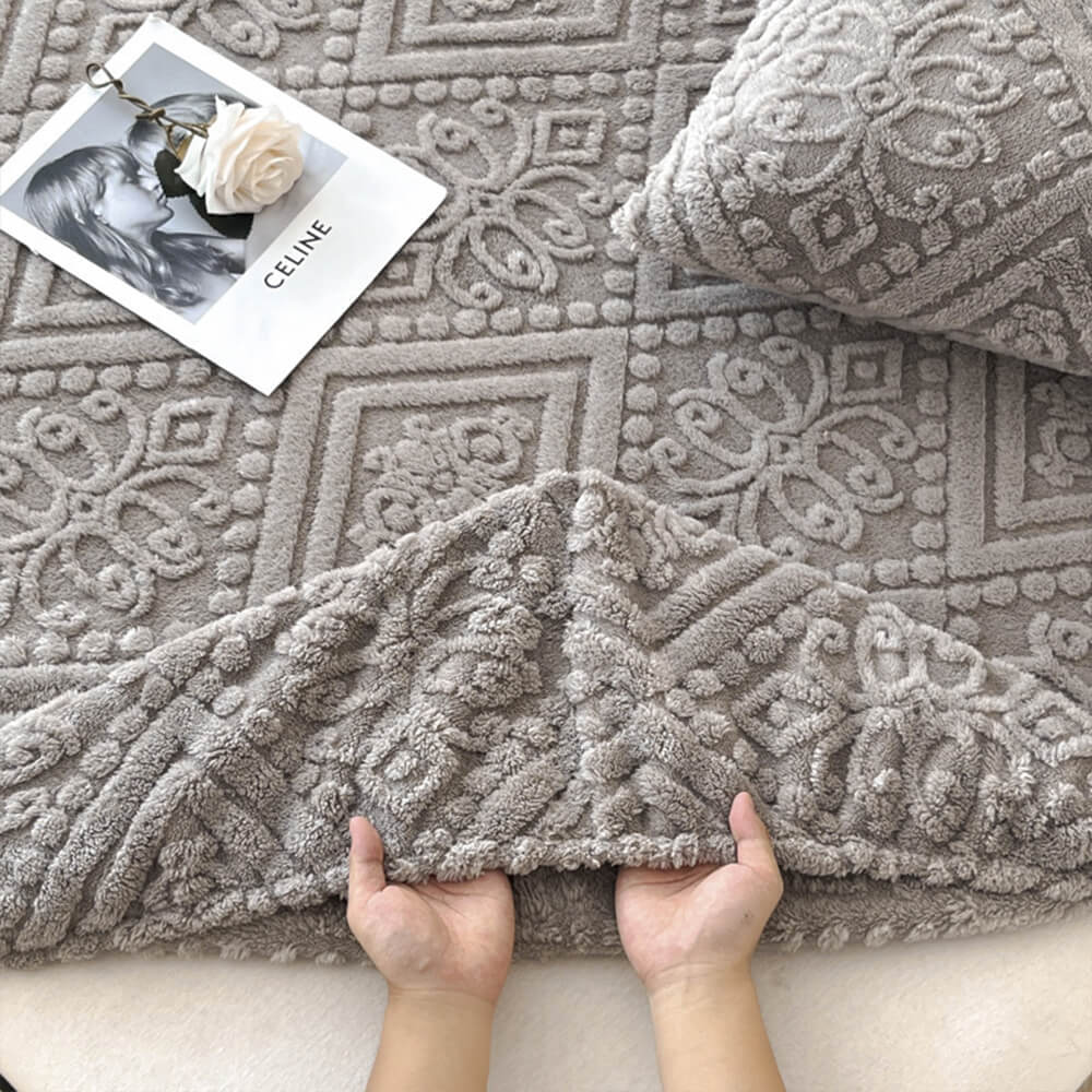 Baroque Embossed Velvet Fitted Sheet