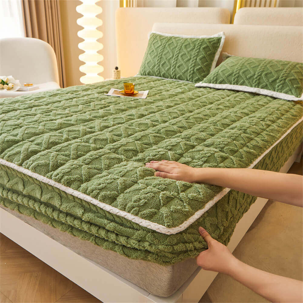 CloudNest Quilted Fitted Sheet