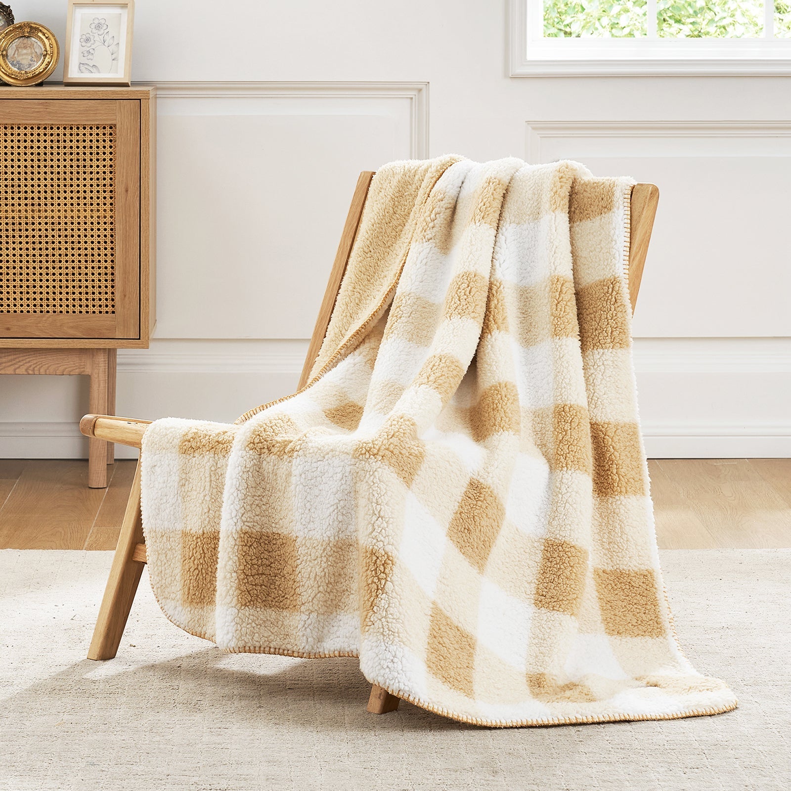 Sherpa Fleece Throw
