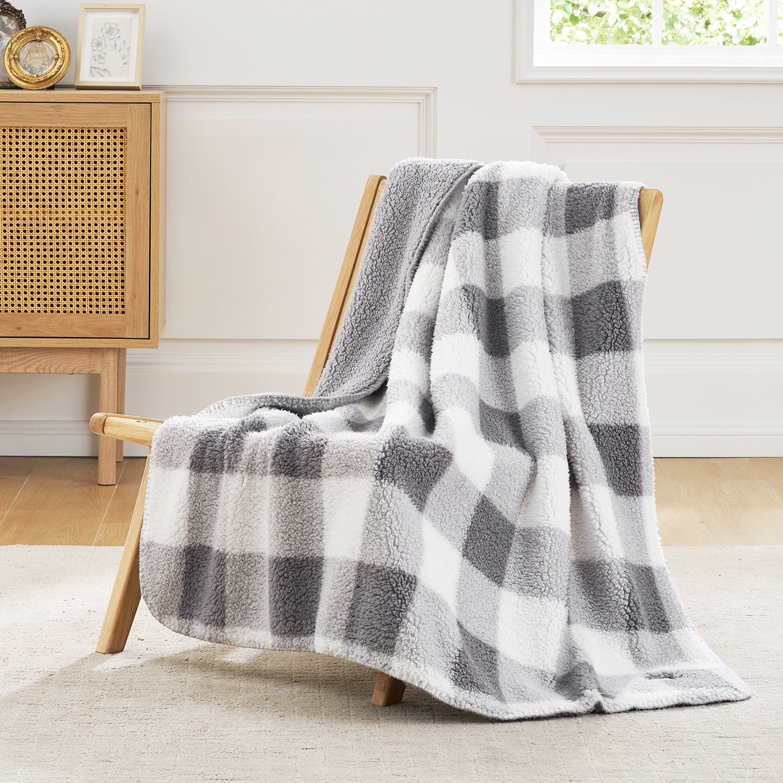 Sherpa Fleece Throw Image principale du produit