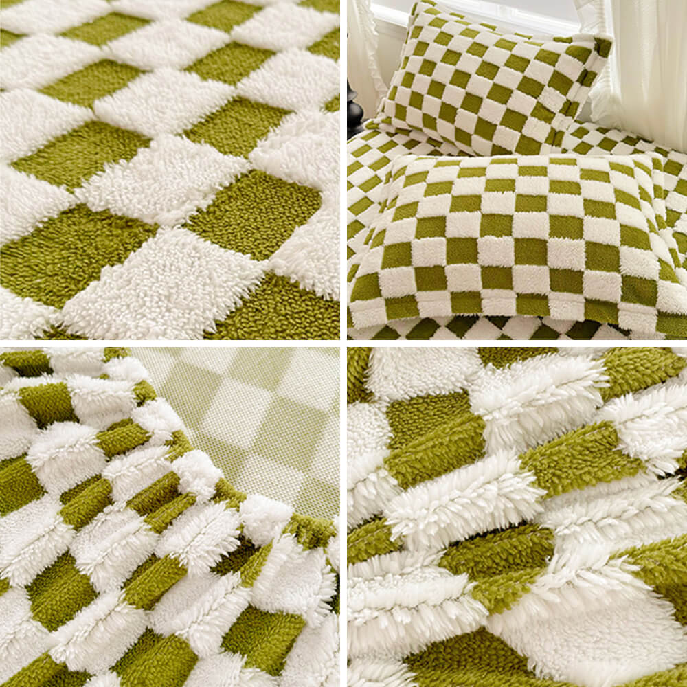 Checkerboard Plush Fitted Sheet