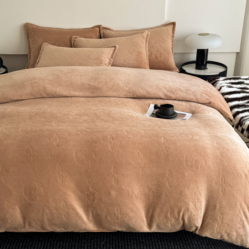Mono Floral Milk Velvet Bedding Combination