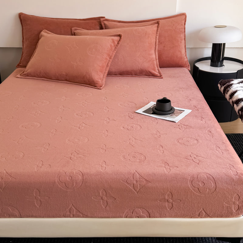 Mono Floral Milk Velvet Bedding Combination