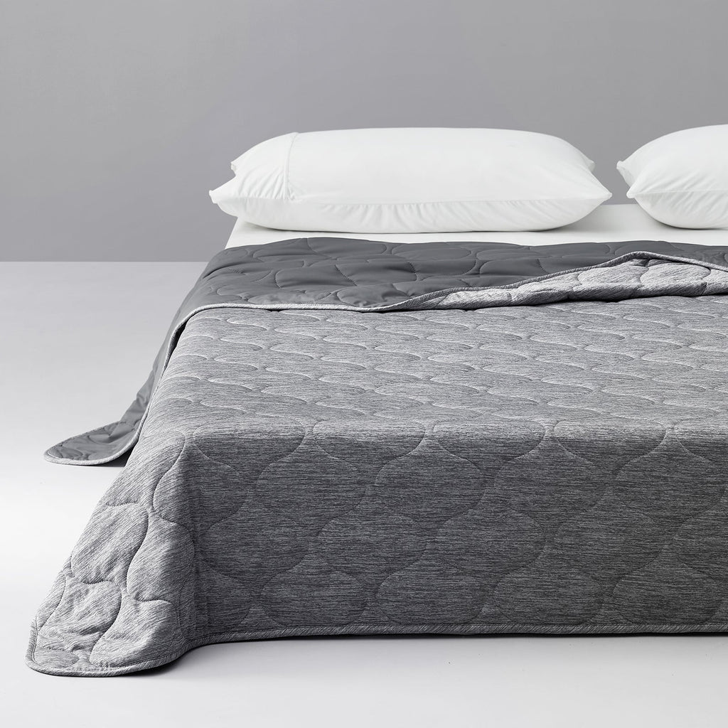 Dual-Sided Cooling Blanket