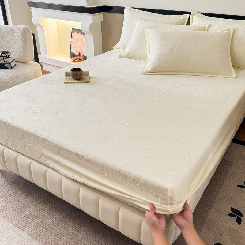 Mono Floral Milk Velvet Bedding Combination