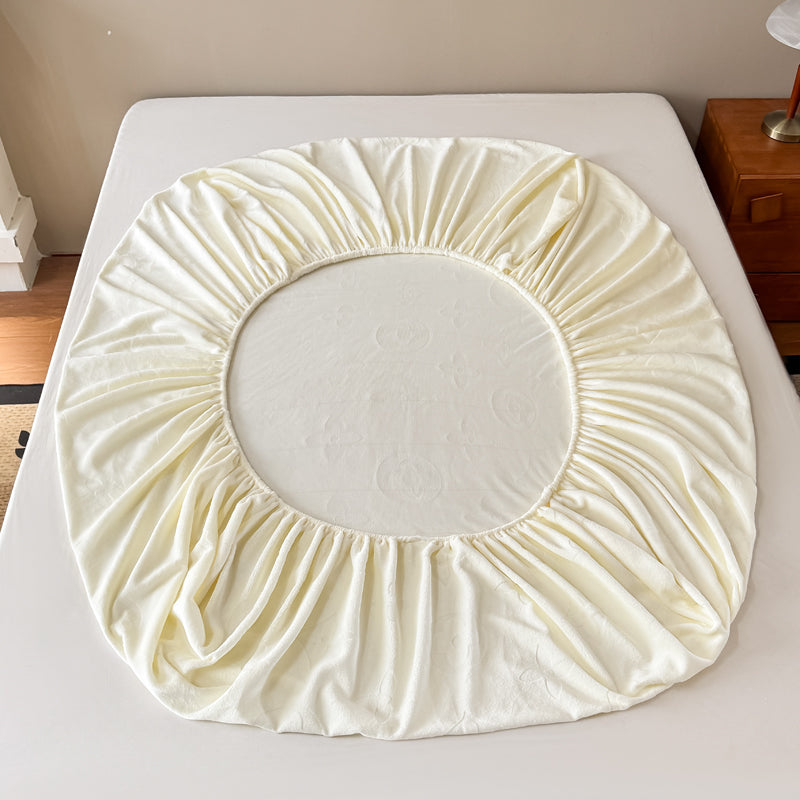 Mono Floral Milk Velvet Bedding Combination