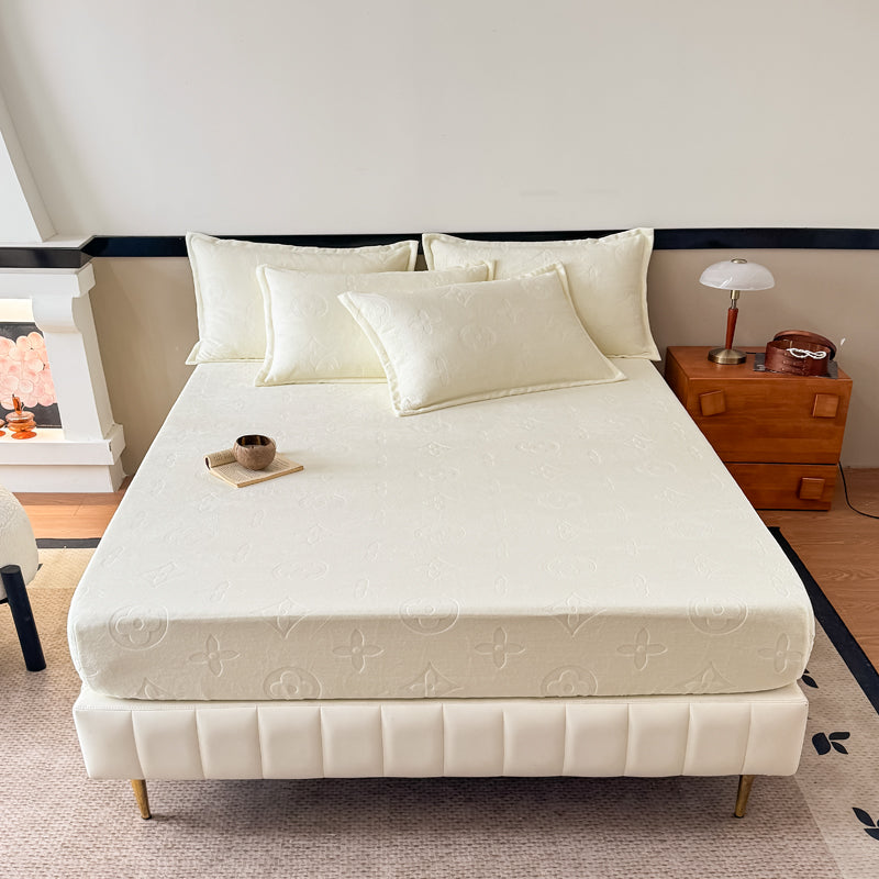 Mono Floral Milk Velvet Bedding Combination