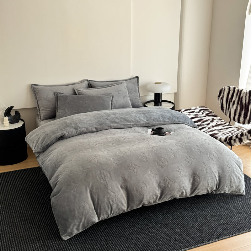 Mono Floral Milk Velvet Bedding Combination