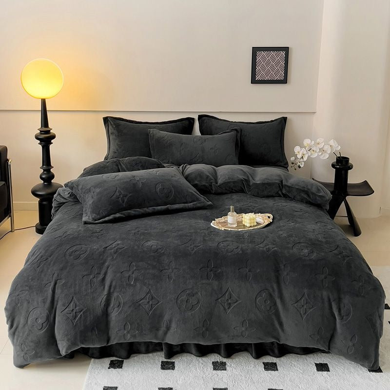 Mono Floral Milk Velvet Bedding Combination