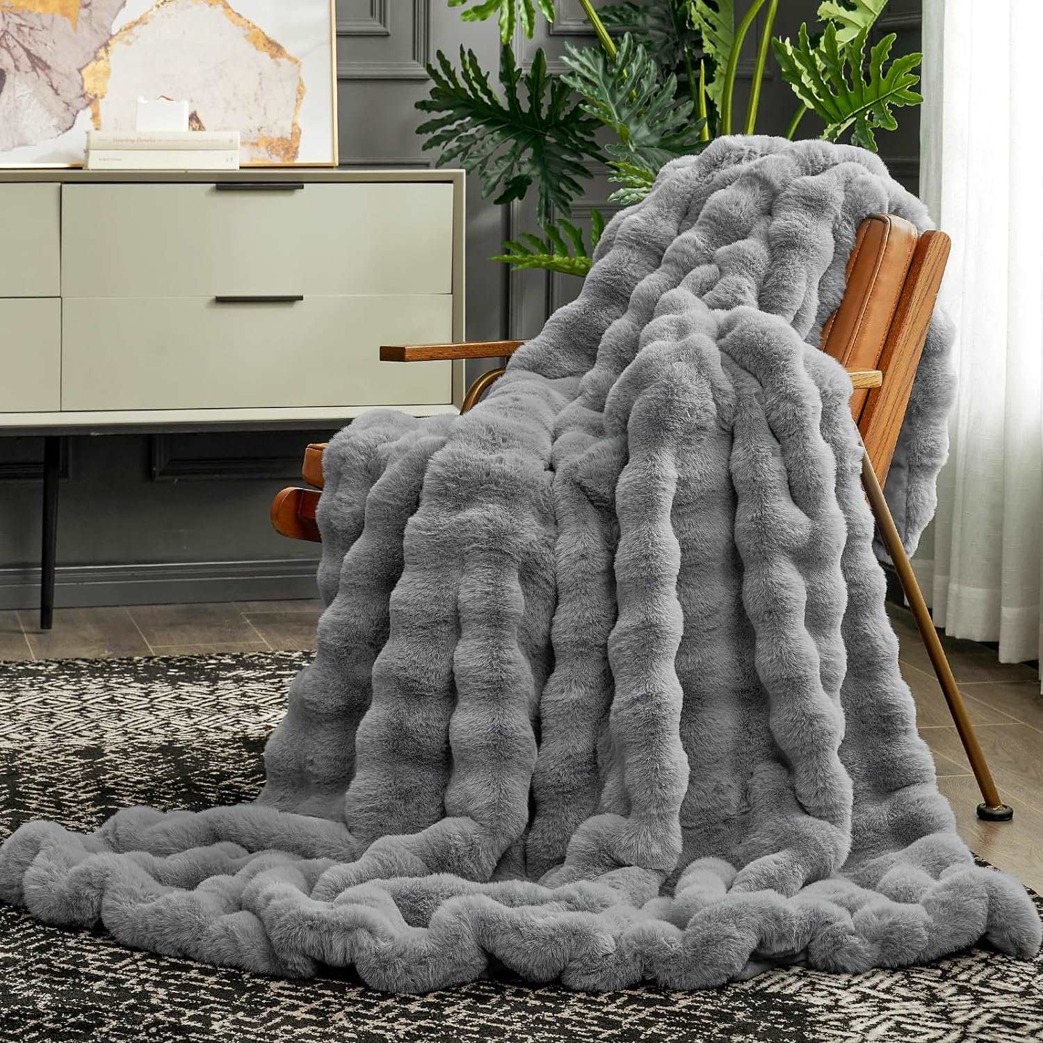 Bubble Tie-Dye Faux Fur Throw