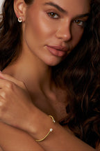 Elara Moissanite Bangle