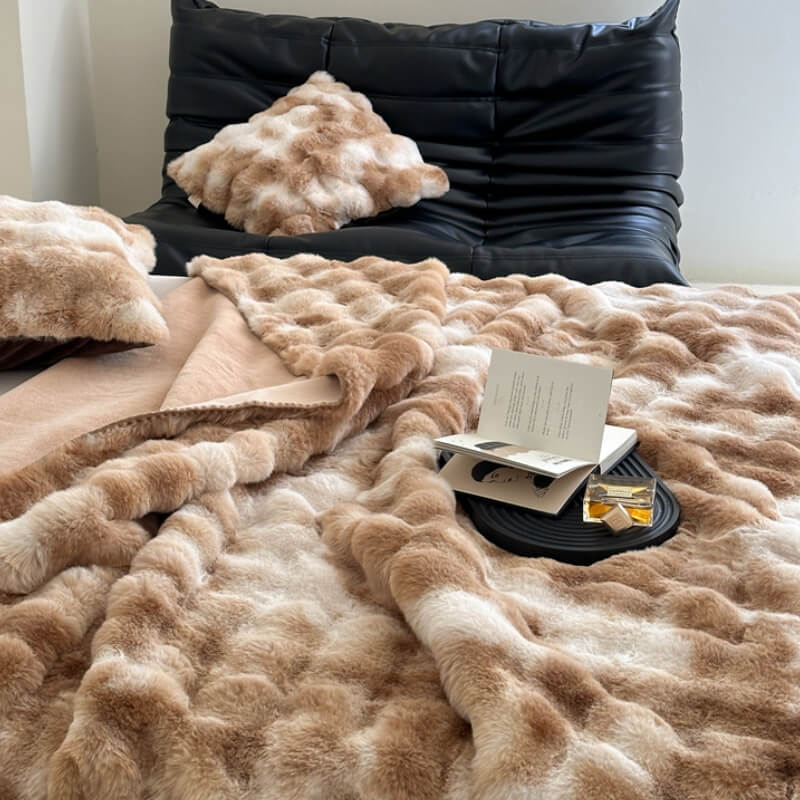 Faux Fur Luxe Blanket