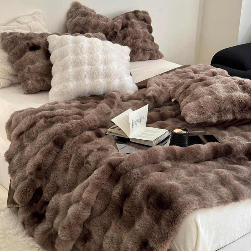 Faux Fur Luxe Blanket
