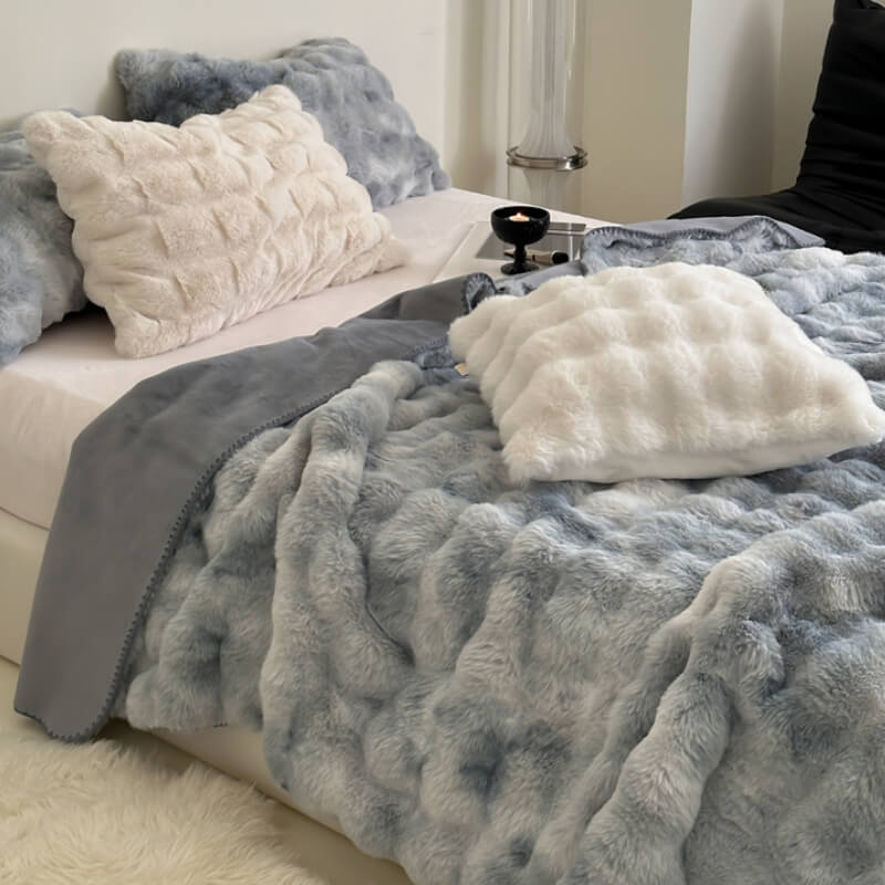 Faux Fur Luxe Blanket