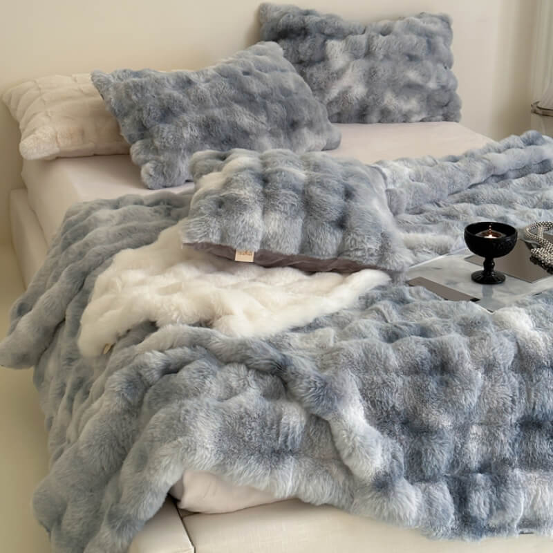 Faux Fur Luxe Blanket