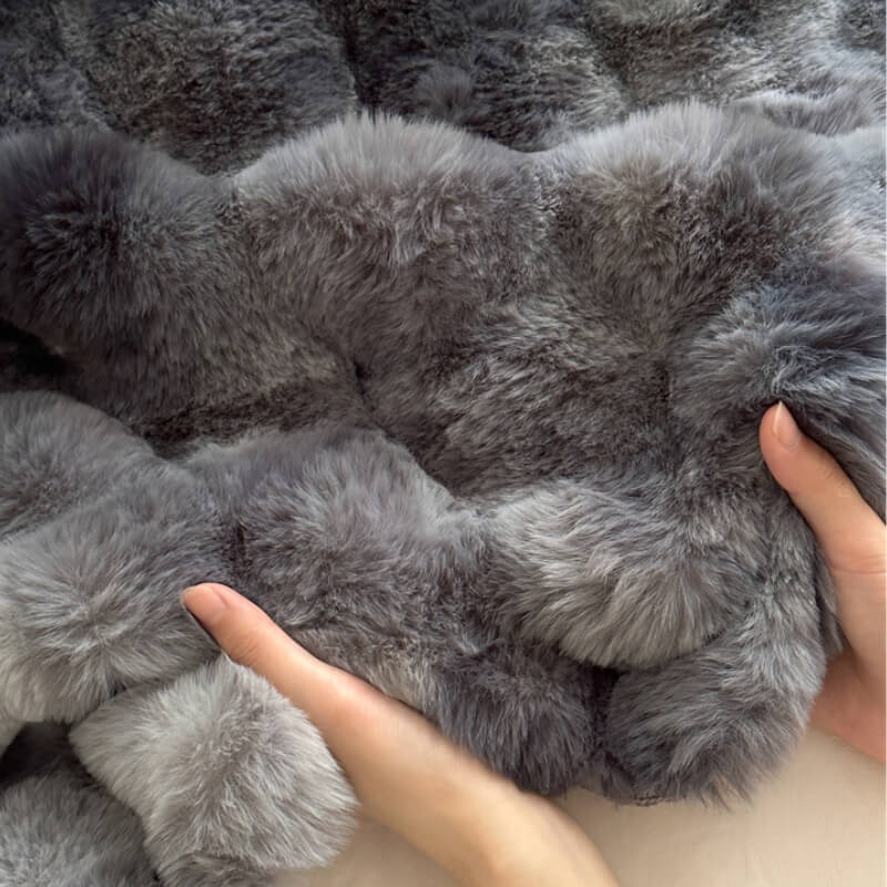 Faux Fur Luxe Blanket