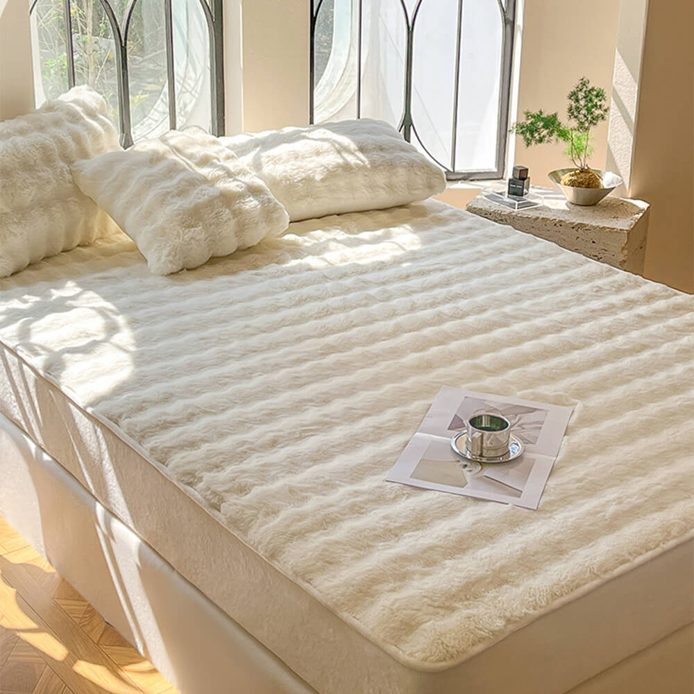 Bubble Plush Fitted Sheet
