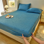 CloudDot Faux Fleece Fitted Sheet