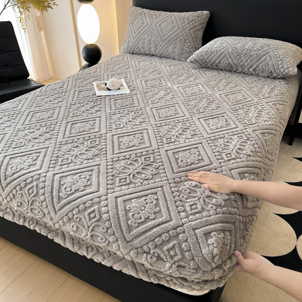 Baroque Embossed Velvet Fitted Sheet