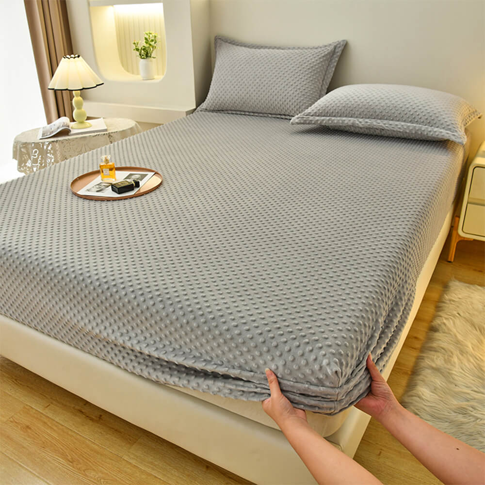 CloudDot Faux Fleece Fitted Sheet