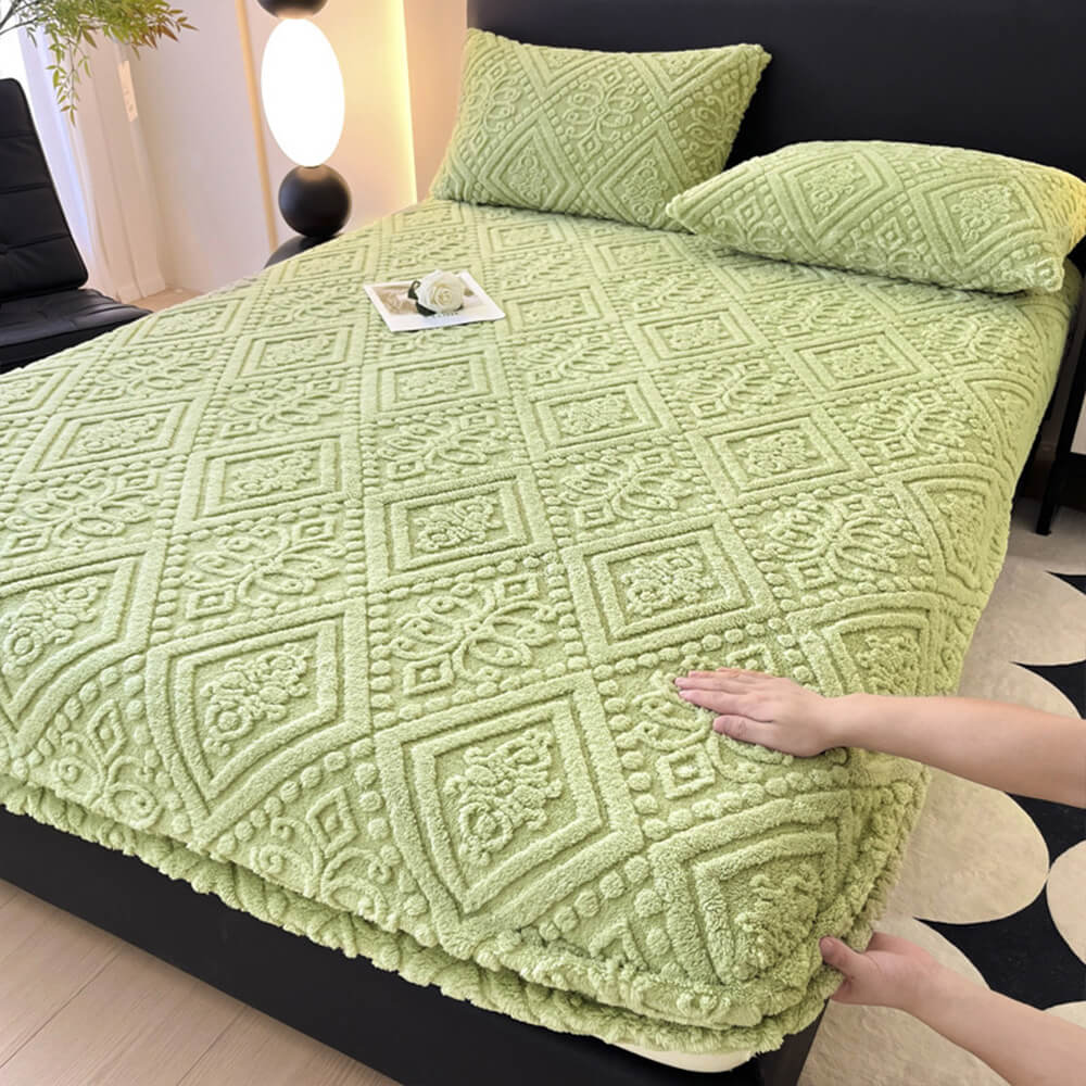 Baroque Embossed Velvet Fitted Sheet