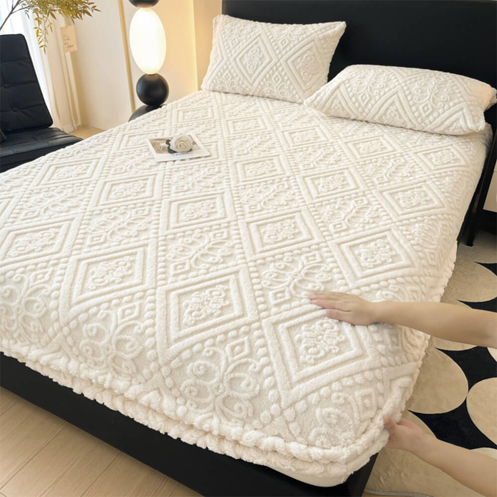 Baroque Embossed Velvet Fitted Sheet