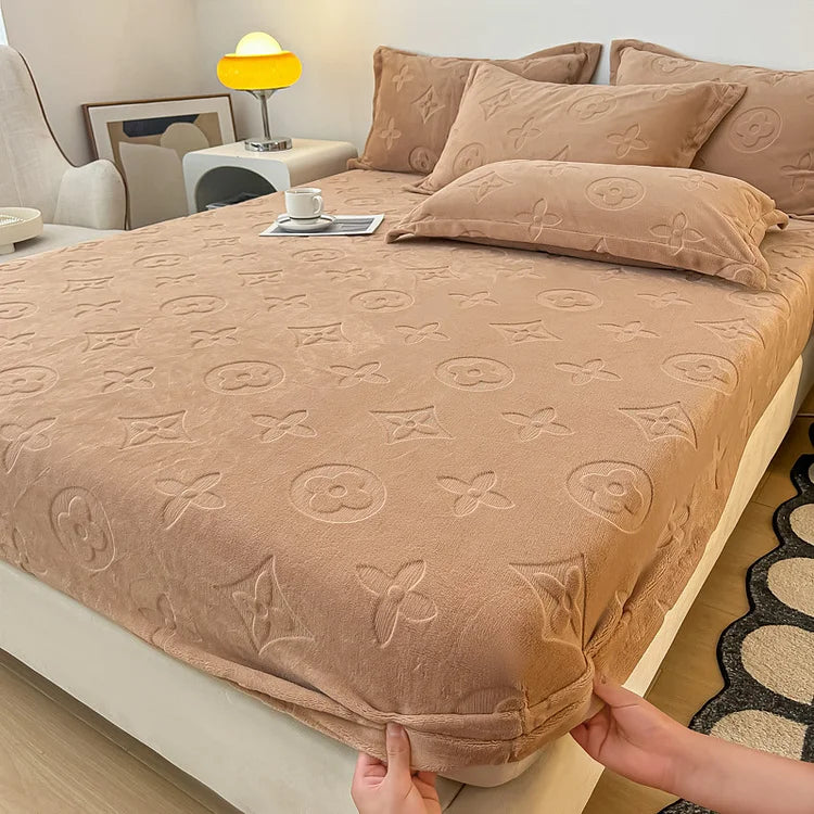 Mono Floral Milk Velvet Bedding Combination