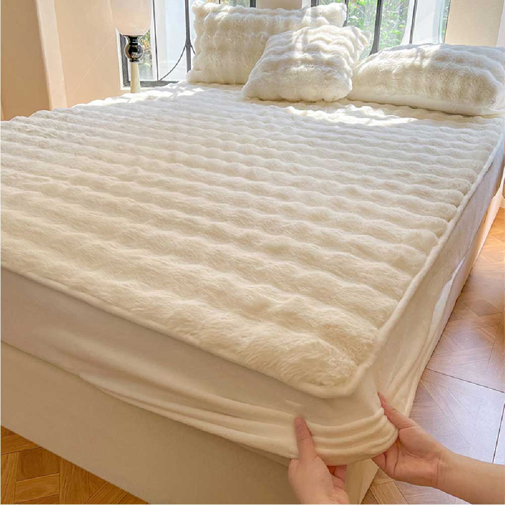 Bubble Plush Fitted Sheet
