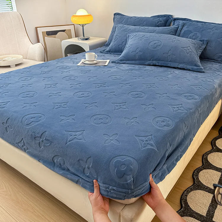 Mono Floral Milk Velvet Bedding Combination