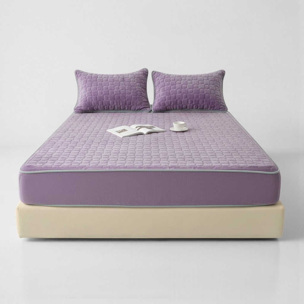 Velvet Cloud Textured Milk Fitted Sheet